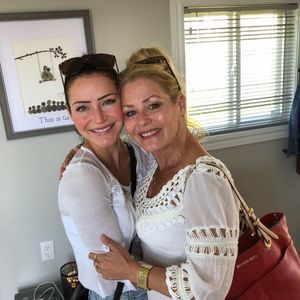 Meet your Posher, Charlotte